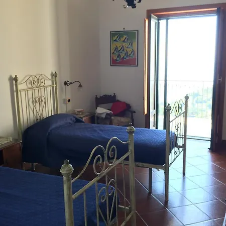 Hébergement de vacances La Casa Del Nonno Raffaele- *